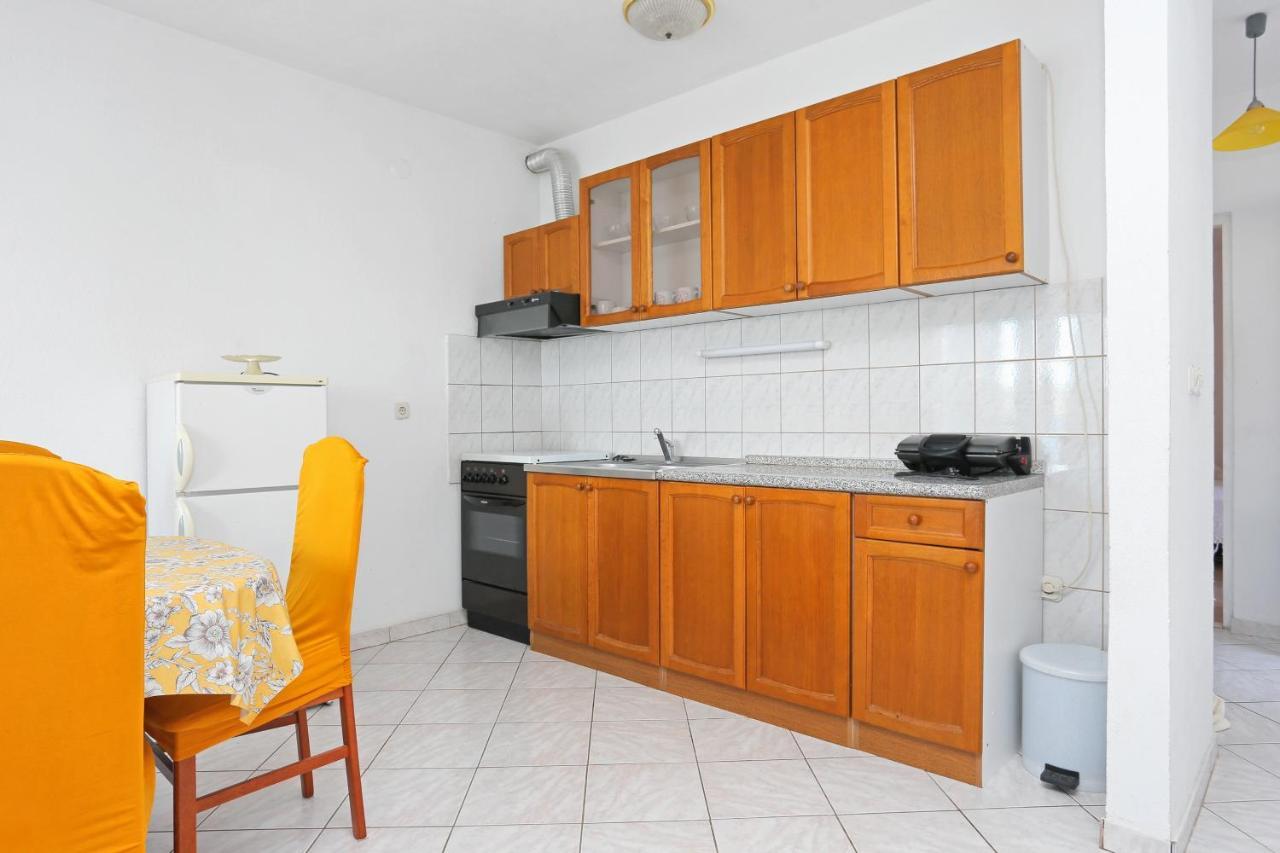 Apartments By The Sea Poljica, Trogir - 19316 Marina Ngoại thất bức ảnh